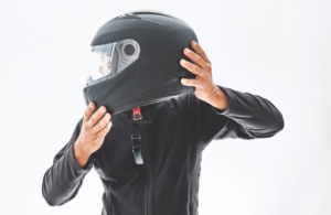 AGVSPORT Canada Moto Blog Comment Vérifier La Date D'expiration De Mon Casque